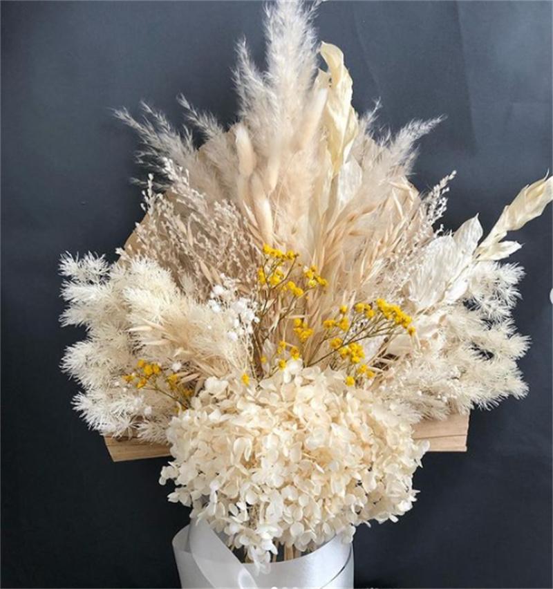 Natural Pampas Dried Palm Leaves Wedding Bouquet Boho Home Decor Wedding Floral Arrangement Modern Bedroom Table Decoration
Natural Pampas Dried Palm Leaves Wedding Bouquet Boho Home Decor Wedding Floral Arrangement Modern Bedroom Table Decoration