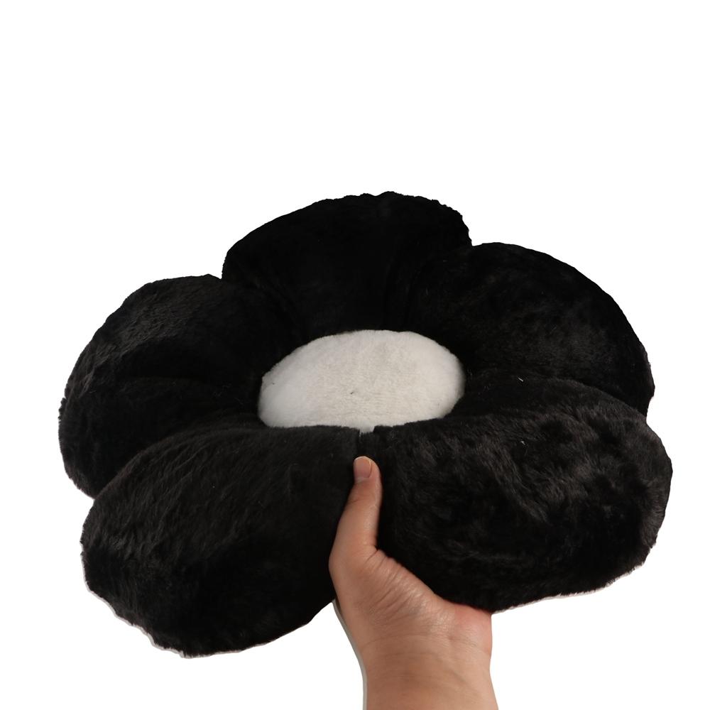 Flower Car Plush Cushion Non-slip Car Head Pillow Durable Seat Protector Pad Female Backrest Pillow-Black
Flower Car Plush Cushion Non-slip Car Head Pillow Durable Seat Protector Pad Female Backrest Pillow-Black