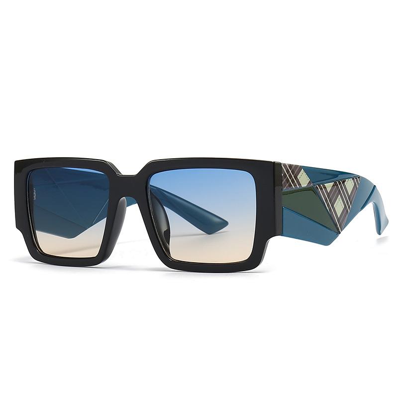 New Fashion Square Sun Glasses High Quality Big Frame Eyewear Femme Luxury Sun Glasses Women Vintage Metal Sun Glasse UV400
New Fashion Square Sun Glasses High Quality Big Frame Eyewear Femme Luxury Sun Glasses Women Vintage Metal Sun Glasse UV400