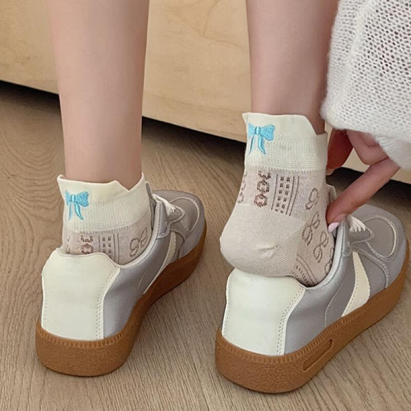 Low-cut back ribbon see-through spring/summer ankle socks pink
Low-cut back ribbon see-through spring/summer ankle socks pink