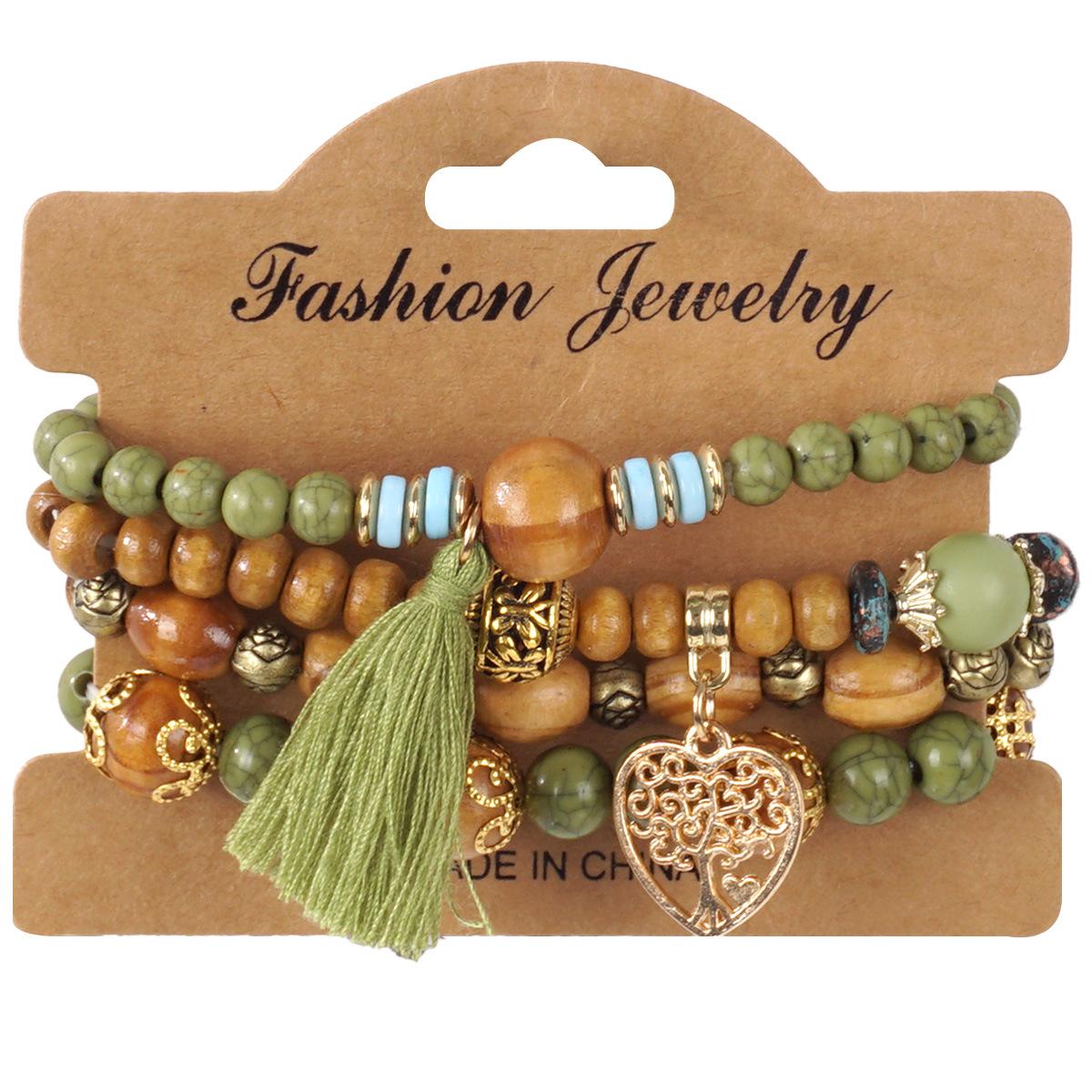 Богемский многослойный эластичный браслет с ажурной подвеской в виде сердца
Богемский многослойный эластичный браслет с ажурной подвеской в виде сердца