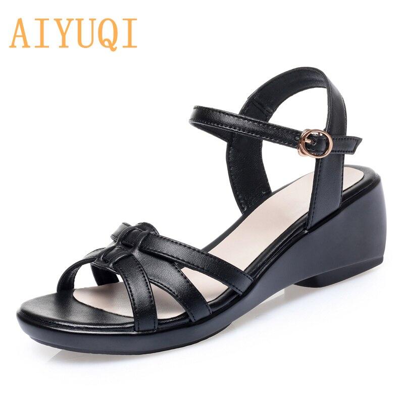 Женские сандалии на танкетке, новые летние нескользящие женские сандалии на танкетке, римские сандалии с открытым носком, женские сандалии для мам 39
Женские сандалии на танкетке, новые летние нескользящие женские сандалии на танкетке, римские сандалии с открытым носком, женские сандалии для мам 39