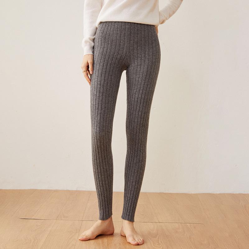 2024 Women s All-Cashmere Striped Knit Velvet Winter Base Layer Pants One Size темно-сірий
2024 Women s All-Cashmere Striped Knit Velvet Winter Base Layer Pants One Size темно-сірий