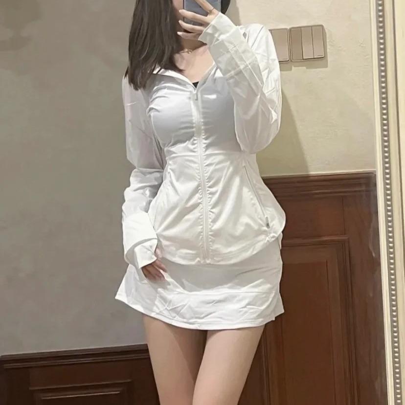 Luludarling Женская летняя солнцезащитная куртка облегающего кроя из ледяного шелка - Дышащая уличная ветровка L/6
Luludarling Женская летняя солнцезащитная куртка облегающего кроя из ледяного шелка - Дышащая уличная ветровка L/6