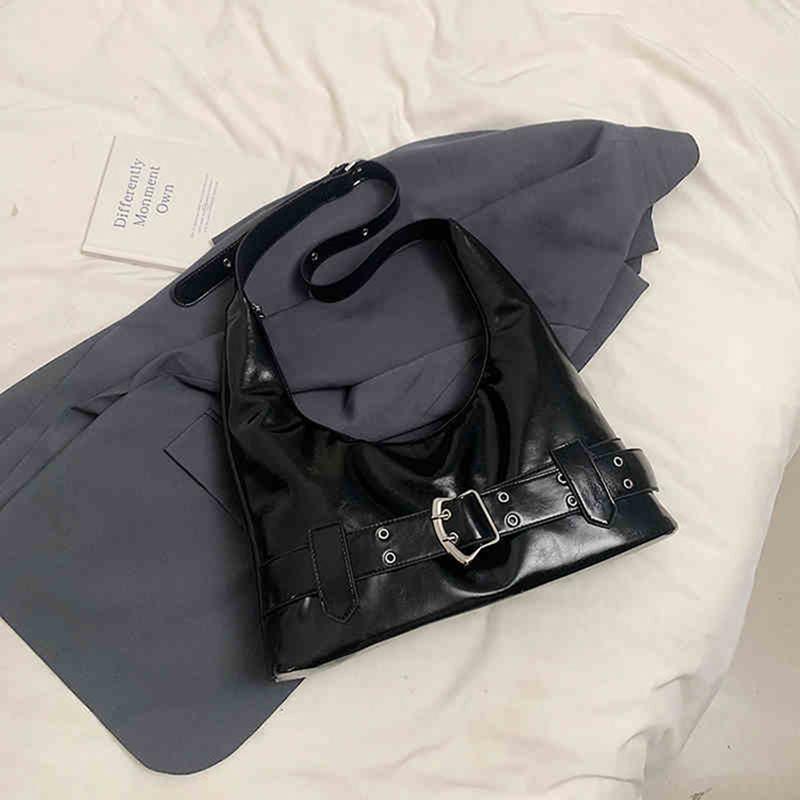 Autumn winter red casual large capacity women s shoulder bag shopping crossbody bags new commuting vintage bags
Autumn winter red casual large capacity women s shoulder bag shopping crossbody bags new commuting vintage bags