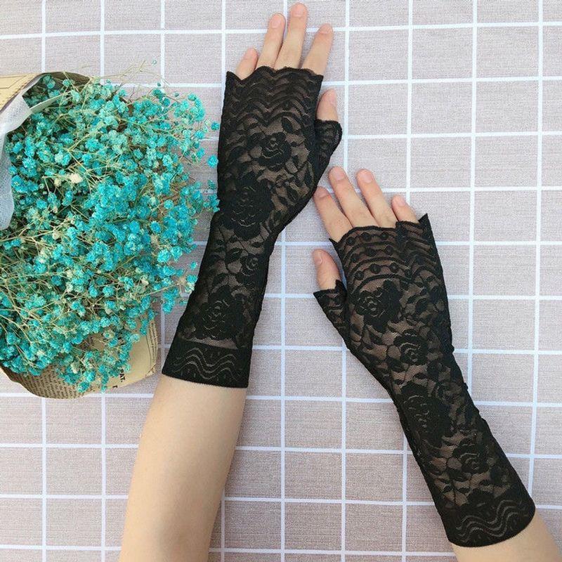 Lace Sun Protection Gloves Summer Mid-Length Short Women Elastic Ice Silk Thin Half Finger Gloves Driving Scar Covering Open Finger Half finger 25cm rose-Black All yards
Lace Sun Protection Gloves Summer Mid-Length Short Women Elastic Ice Silk Thin Half Finger Gloves Driving Scar Covering Open Finger Half finger 25cm rose-Black All yards