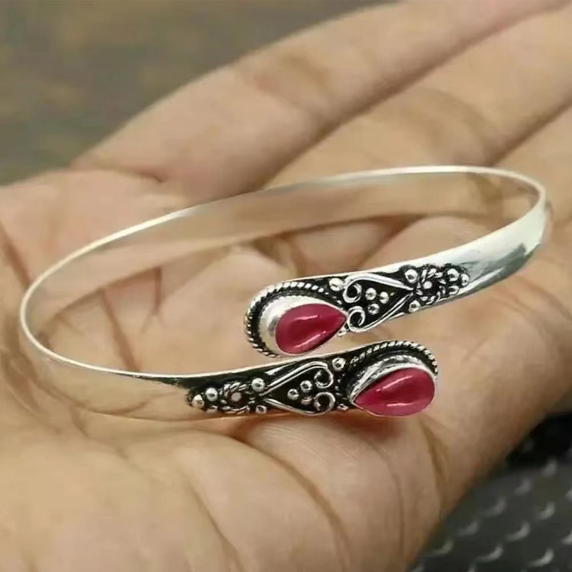 Bohemian Water Drop Rhinestone Bracelet For Women Antique Silver Color Cuff Bangle Fashion Jewelry
Bohemian Water Drop Rhinestone Bracelet For Women Antique Silver Color Cuff Bangle Fashion Jewelry