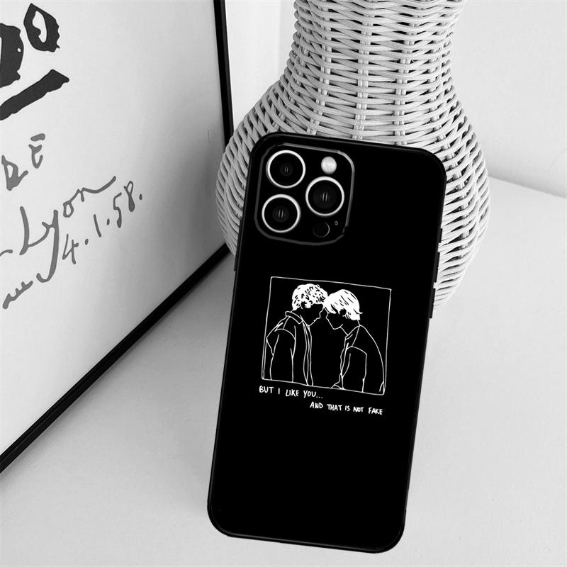 Young Royals Simon and Wilhelm Phone Case For iPhone 14 Pro Max 16 15 11 12 13 Pro Max mini XR 15 16 Plus 16e Back Cover iPhone 13
Young Royals Simon and Wilhelm Phone Case For iPhone 14 Pro Max 16 15 11 12 13 Pro Max mini XR 15 16 Plus 16e Back Cover iPhone 13