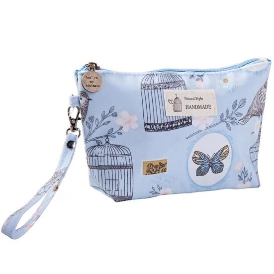 Женская водонепроницаемая косметичка с цветами и птицами, сумка для хранения косметики, чехол для мытья посуды
Женская водонепроницаемая косметичка с цветами и птицами, сумка для хранения косметики, чехол для мытья посуды