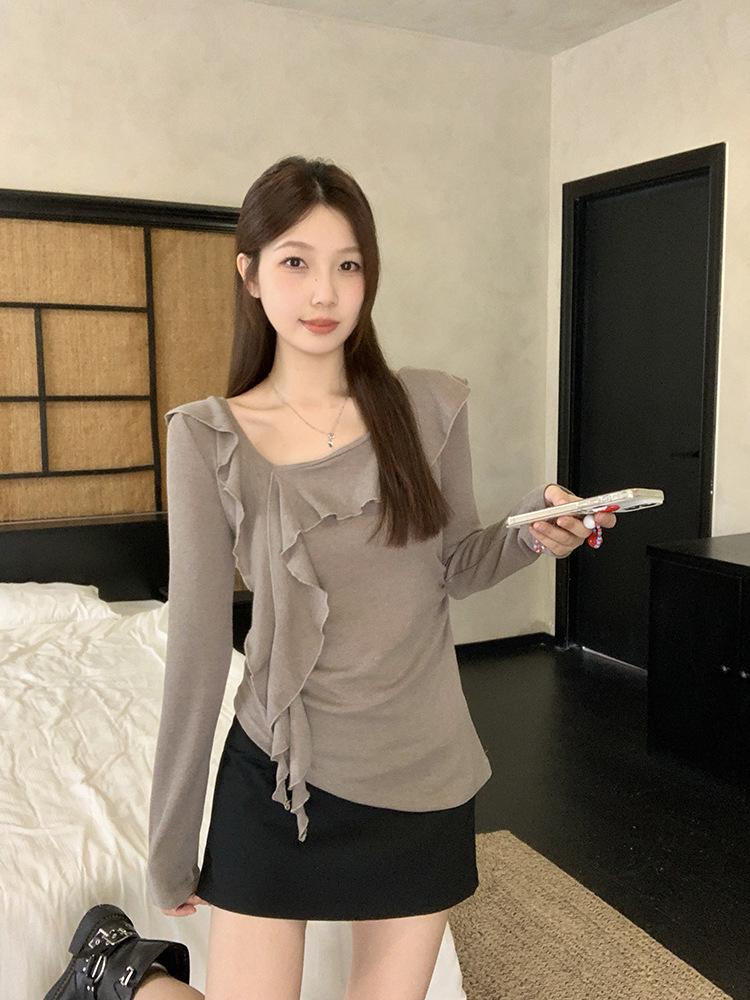 Stylish Plus Size Women s Long-Sleeve Top with Asymmetrical Neckline and Ruffles 4XL абрикосовий
Stylish Plus Size Women s Long-Sleeve Top with Asymmetrical Neckline and Ruffles 4XL абрикосовий