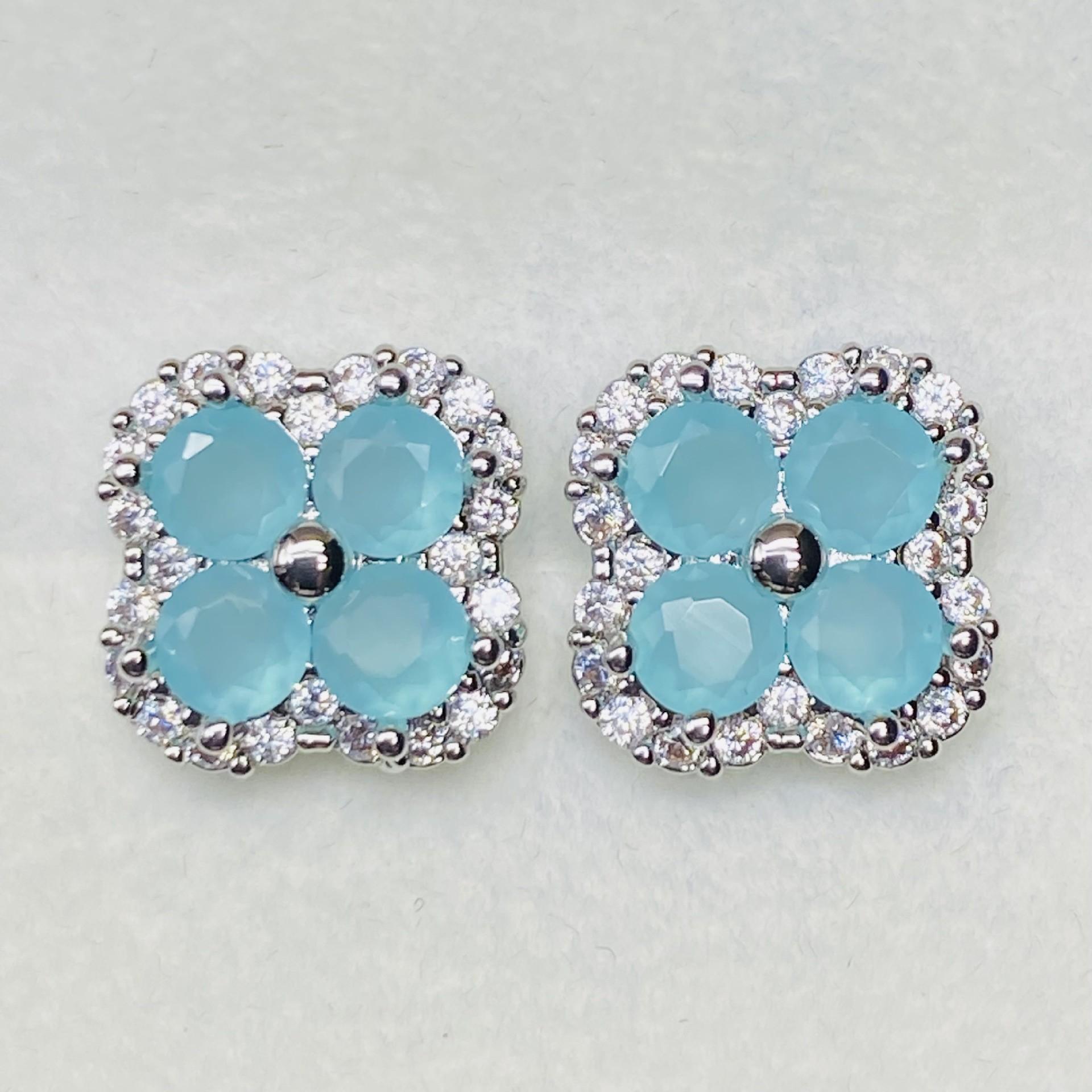 Blue Enamel Cubic Zirconia Ear Clips: Versatile Bohemian Hoops Standard
Blue Enamel Cubic Zirconia Ear Clips: Versatile Bohemian Hoops Standard