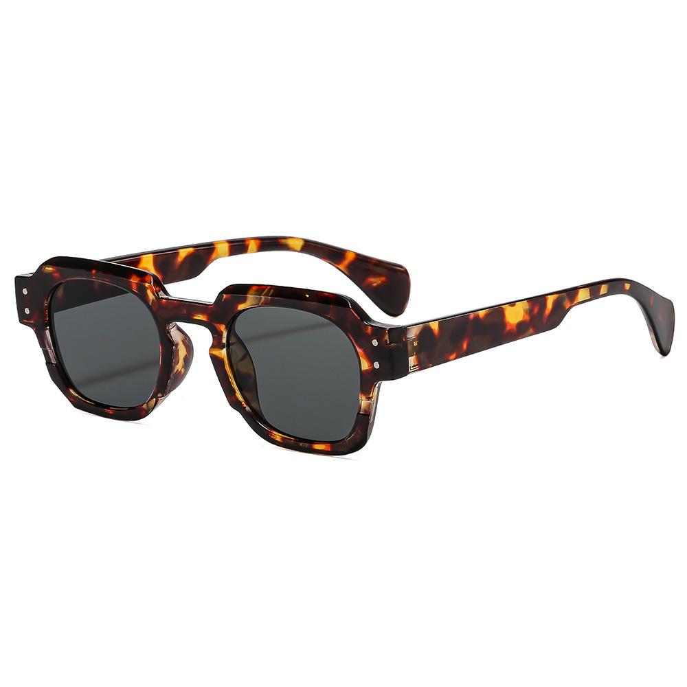 New Vintage Square Sunglasses Men Women Luxury Brand Designer Sun Glasses Fashion Men Sun Glasses Oculus UV400 as picture леопардовый
New Vintage Square Sunglasses Men Women Luxury Brand Designer Sun Glasses Fashion Men Sun Glasses Oculus UV400 as picture леопардовый