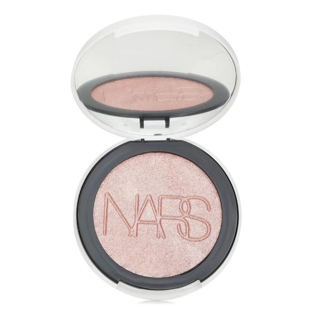 Light Reflecting Luminizer Powder - Heavenly 6g
Light Reflecting Luminizer Powder - Heavenly 6g
