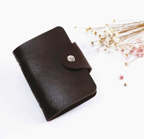 1Pc Black & Coffee PU Leather 24 Bits Card Case Business Card Holder Men Women Credit Passport Card Bag ID Passport Card Wallet кавовий
1Pc Black & Coffee PU Leather 24 Bits Card Case Business Card Holder Men Women Credit Passport Card Bag ID Passport Card Wallet кавовий