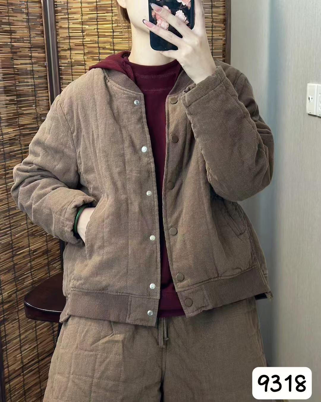 Fashion style linen cotton-padded clothes women s 2025 new autumn and winter loose versatile baseball collar design classic padded jacket XL
Fashion style linen cotton-padded clothes women s 2025 new autumn and winter loose versatile baseball collar design classic padded jacket XL
