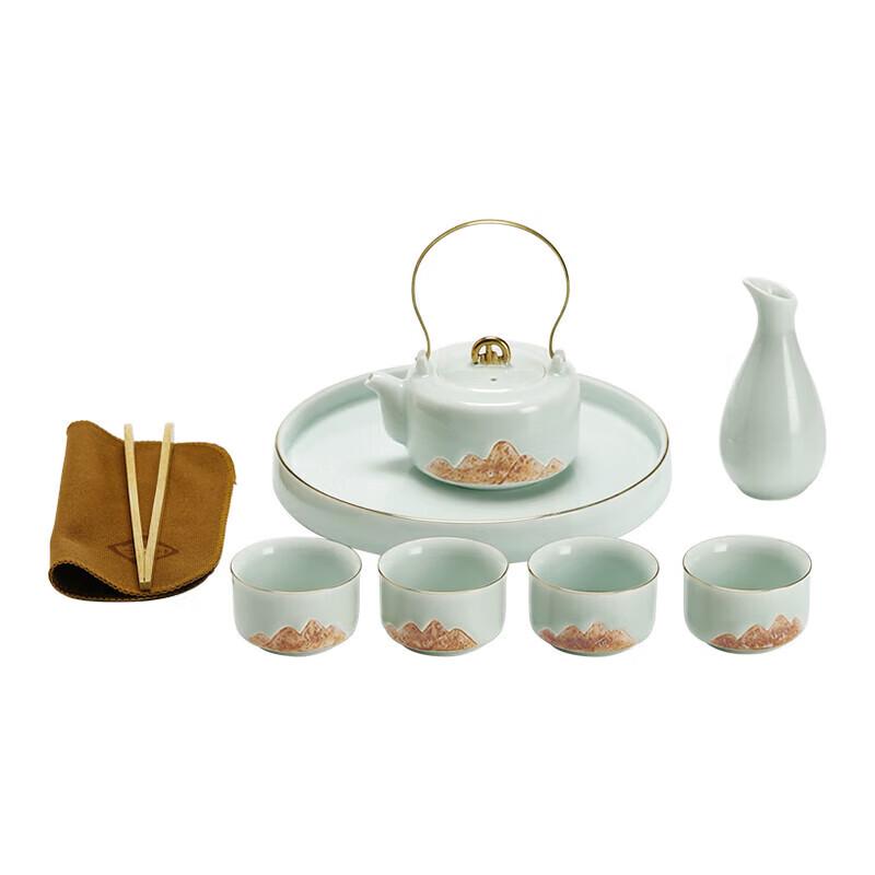 Qingbai Porcelain Lifting Beam Tea Set
Qingbai Porcelain Lifting Beam Tea Set