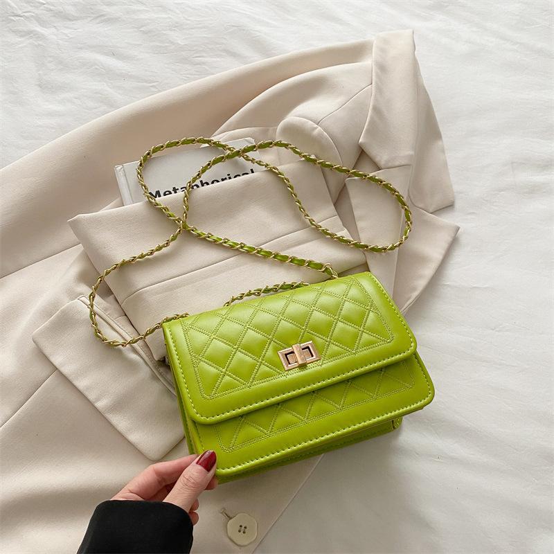 High value bag women s autumn new commuter armpit bag fashionable simple niche design shoulder messenger bag зелений
High value bag women s autumn new commuter armpit bag fashionable simple niche design shoulder messenger bag зелений