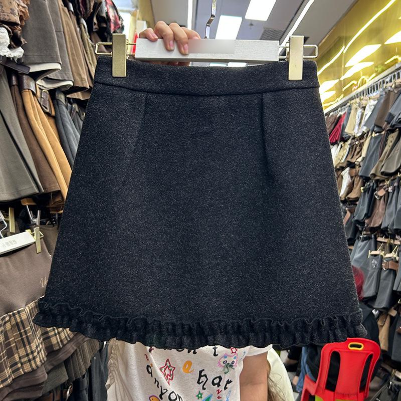 Korean Style Wool A-Line Ruffled Skirt for Petite Women - Spring/Autumn 2026 Arrival, Short Skirt 663C 3XL
Korean Style Wool A-Line Ruffled Skirt for Petite Women - Spring/Autumn 2026 Arrival, Short Skirt 663C 3XL