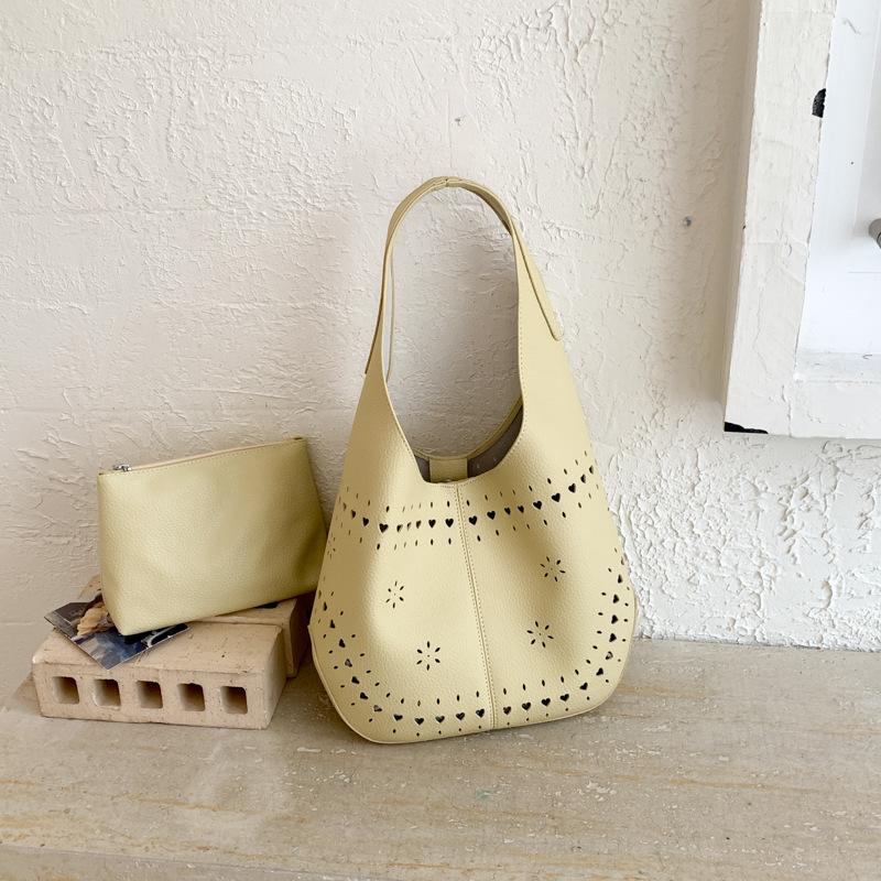 Hollow Women Shoulder Bag 2026 New Composite Handbags PU Leather Summer Beach Bags Solid Color lady Crossbody Bag totes жовтий
Hollow Women Shoulder Bag 2026 New Composite Handbags PU Leather Summer Beach Bags Solid Color lady Crossbody Bag totes жовтий