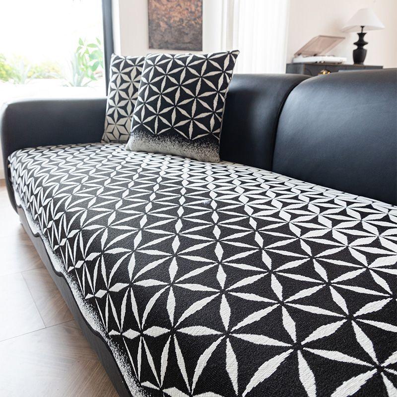 Бархатный чехол для дивана с уникальным нерегулярным дизайном, нескользящий протектор для дивана, прочный для всех сезонов, идеально подходит для декора дома, офиса и гостиной 90*120cm
Бархатный чехол для дивана с уникальным нерегулярным дизайном, нескользящий протектор для дивана, прочный для всех сезонов, идеально подходит для декора дома, офиса и гостиной 90*120cm