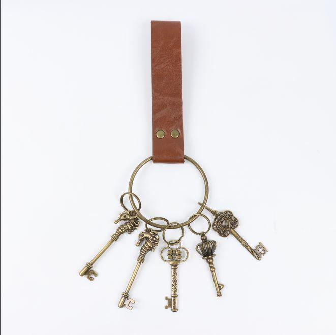 Medieval Leather Waistband Belt with Cord and Pouch
Medieval Leather Waistband Belt with Cord and Pouch