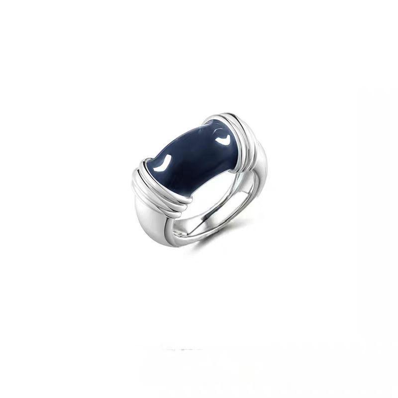French Luxury Retro Niche Enamel Index Finger Ring with Patchwork Design Size 6
French Luxury Retro Niche Enamel Index Finger Ring with Patchwork Design Size 6