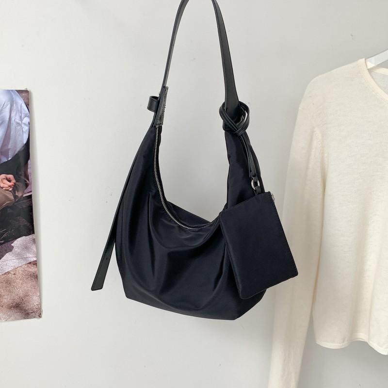 Korean Women s All-matching Nylon Crossbody Bag Women With Large Capacity High-quality Daily Commuting Armpit Dumpling чёрный
Korean Women s All-matching Nylon Crossbody Bag Women With Large Capacity High-quality Daily Commuting Armpit Dumpling чёрный