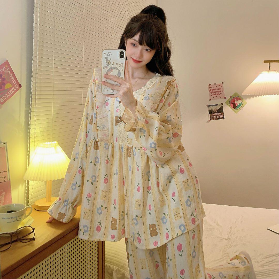 Пижама больших размеров женская с принтом вишни комплект одежды для сна с длинным рукавом и брюками с оборками домашняя одежда приятная для кожи дышащая 6XL
Пижама больших размеров женская с принтом вишни комплект одежды для сна с длинным рукавом и брюками с оборками домашняя одежда приятная для кожи дышащая 6XL