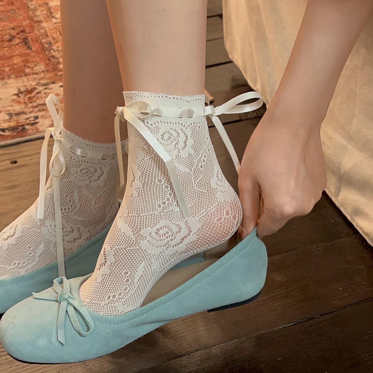Lolita IK Hollow Socks Women s Spring and Summer Thin Sweet Medium Tube Socks Double Lace Bow Calf Socks average size
Lolita IK Hollow Socks Women s Spring and Summer Thin Sweet Medium Tube Socks Double Lace Bow Calf Socks average size