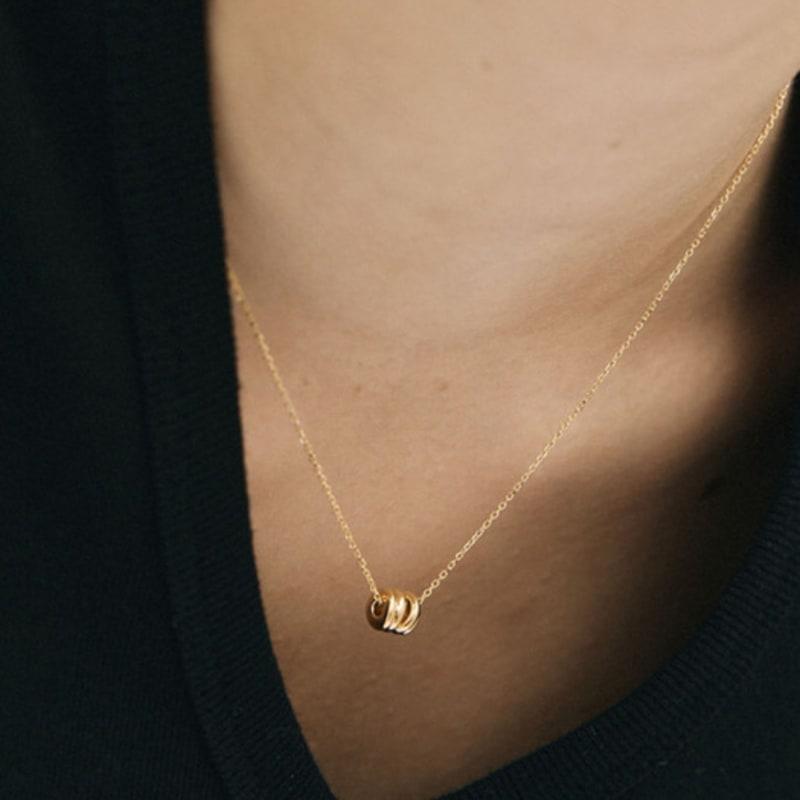 poery Mini Loop Necklace_Gold Gold
poery Mini Loop Necklace_Gold Gold