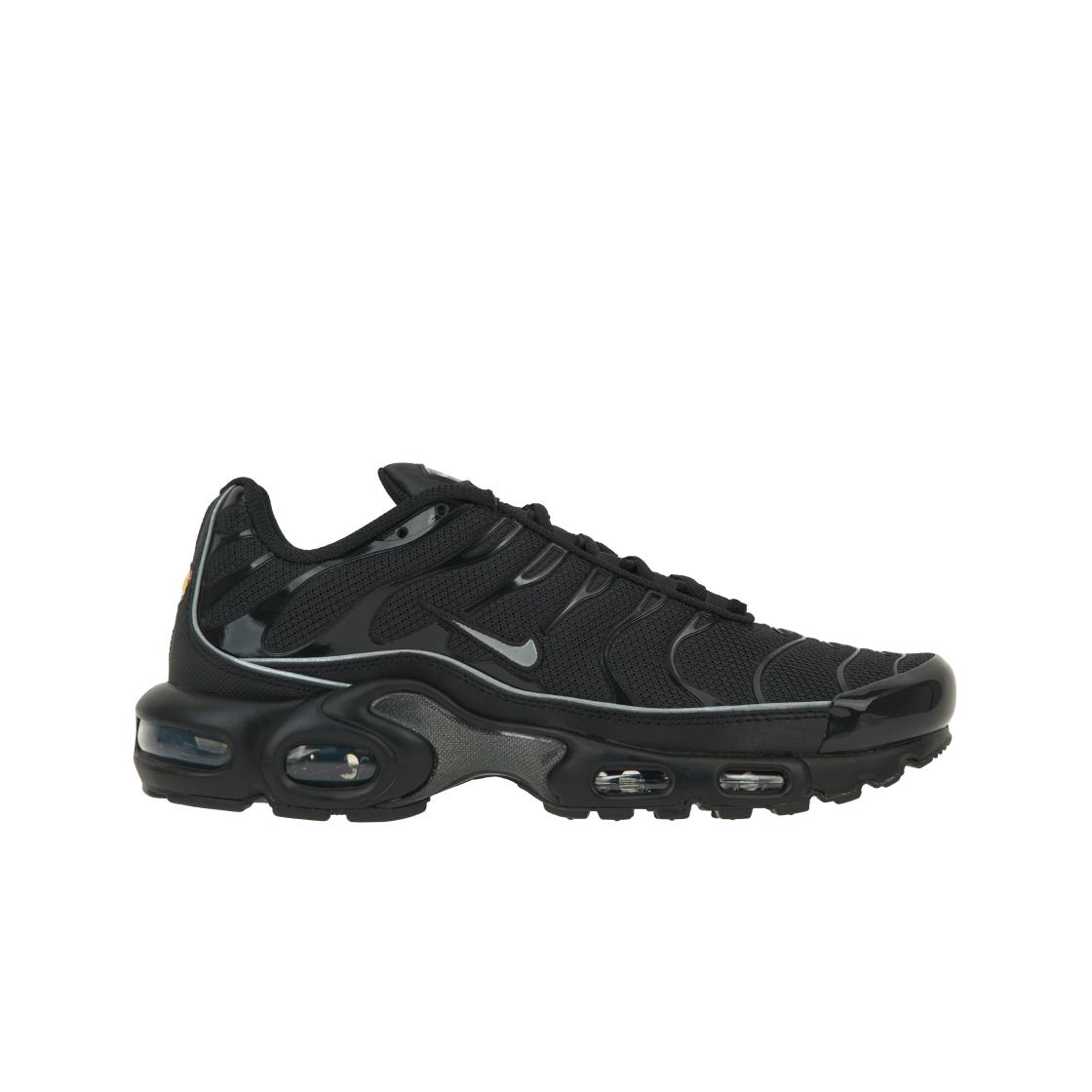 Кроссовки унисекс Nike Air Max Plus Черные Светоотражающие Металлик-серебристый Тур-желтый HV8066-002 39
Кроссовки унисекс Nike Air Max Plus Черные Светоотражающие Металлик-серебристый Тур-желтый HV8066-002 39