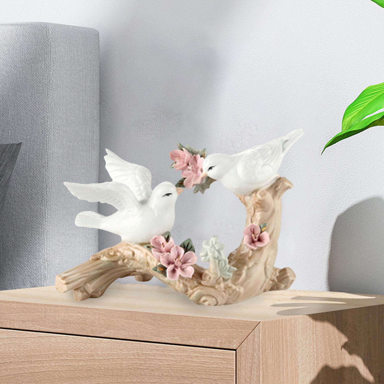 Vintage Bird Sculpture Artware Display Crafts Centerpiece Modern Ornaments for Wedding Office
Vintage Bird Sculpture Artware Display Crafts Centerpiece Modern Ornaments for Wedding Office