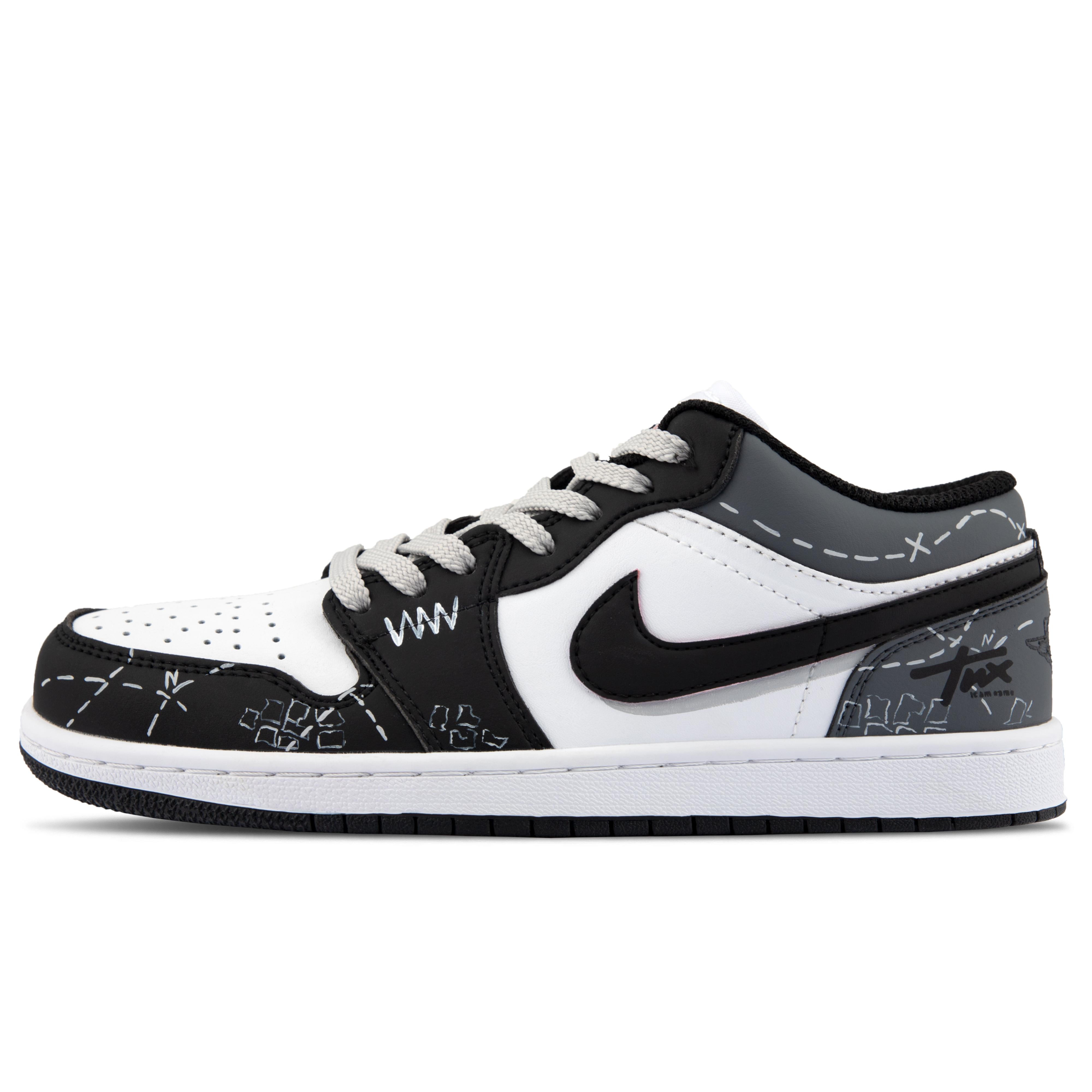 Jordan Air Jordan 1 Leather Versatile Cushioning Low top Vintage Basketball Shoes Unisex Black White 553558-165(Team1251) 42
Jordan Air Jordan 1 Leather Versatile Cushioning Low top Vintage Basketball Shoes Unisex Black White 553558-165(Team1251) 42
