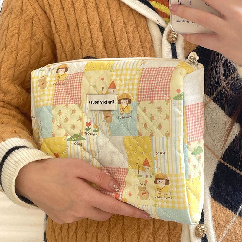 Fashion Women Vintage Cartoon Makeup Quilting Cotton Bag Large Capacity Tote Bags Cosmetic Travel Organizer Storage Handbag
Fashion Women Vintage Cartoon Makeup Quilting Cotton Bag Large Capacity Tote Bags Cosmetic Travel Organizer Storage Handbag