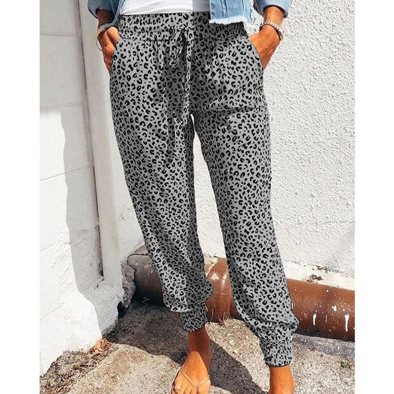 2025 Summer New European and American Style Women s Jogger Pants Amazon Loose Leopard Print Drawstring Casual Pants for Women Gray M
2025 Summer New European and American Style Women s Jogger Pants Amazon Loose Leopard Print Drawstring Casual Pants for Women Gray M