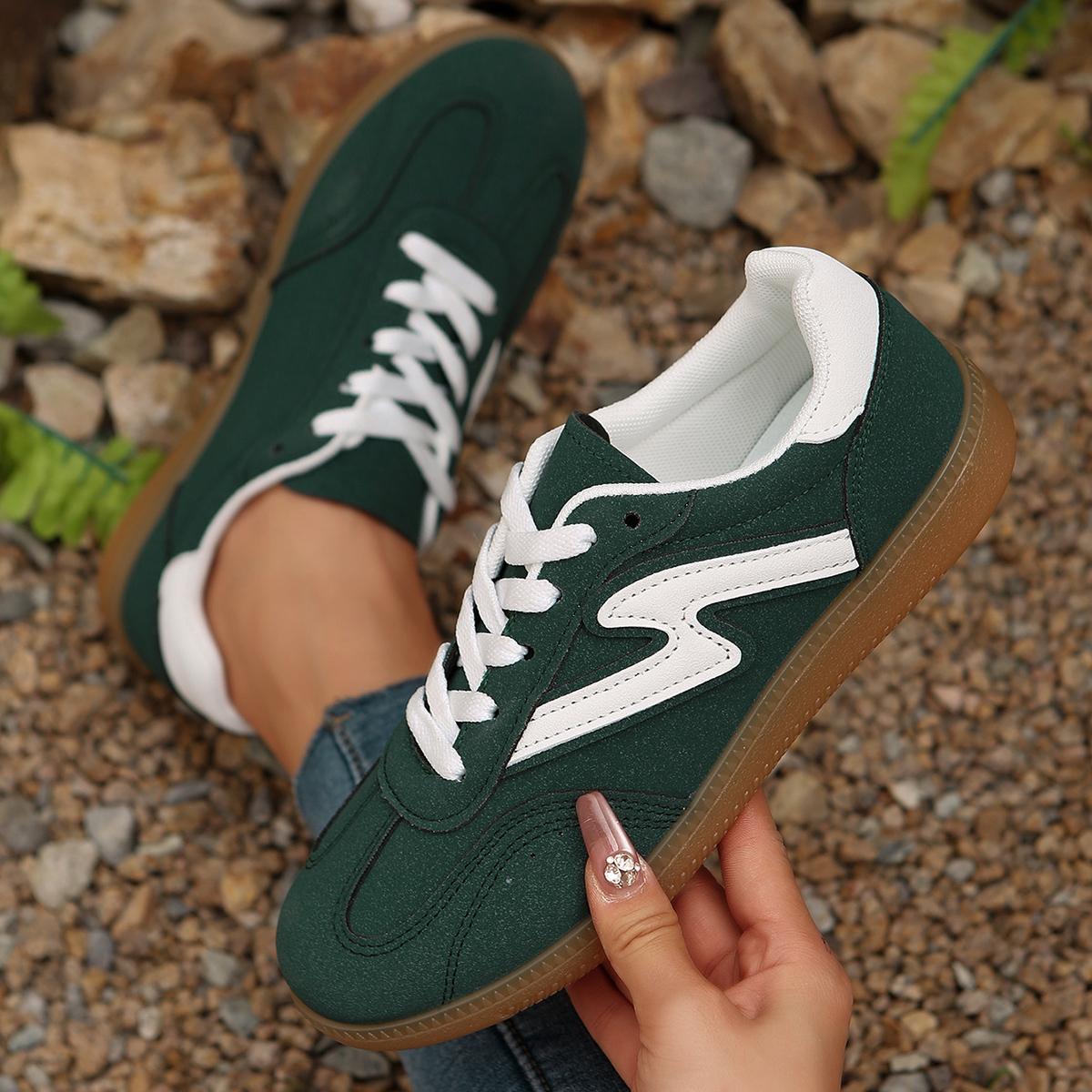 Модные женские спортивные повседневные туфли большого размера, ретро, с круглым носком, на толстой подошве-платформе, модные, универсальные, белые туфли 35 зелёный
Модные женские спортивные повседневные туфли большого размера, ретро, с круглым носком, на толстой подошве-платформе, модные, универсальные, белые туфли 35 зелёный