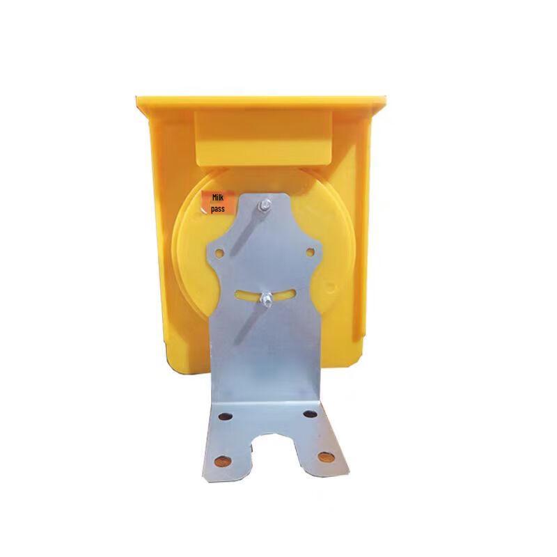 Solar Powered Flashing LED Warning Light 160x130mm
Solar Powered Flashing LED Warning Light 160x130mm