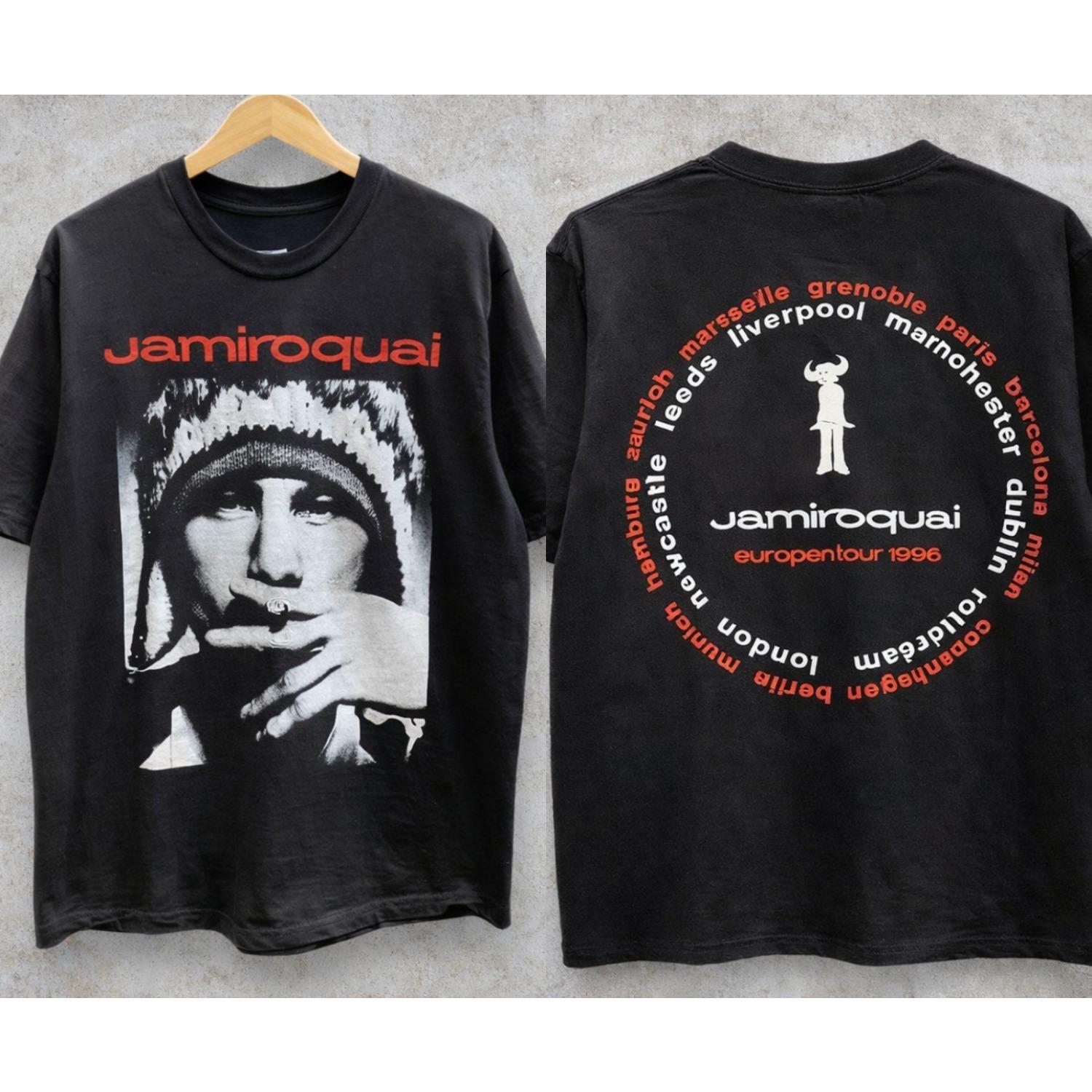 Vintage-Style Jamiroquai T-Shirt Throwback Unisex Women Oversized Y2k Short Sleeve Streetwear Hip Hop Rap Tee Female Male Clothing XL
Vintage-Style Jamiroquai T-Shirt Throwback Unisex Women Oversized Y2k Short Sleeve Streetwear Hip Hop Rap Tee Female Male Clothing XL