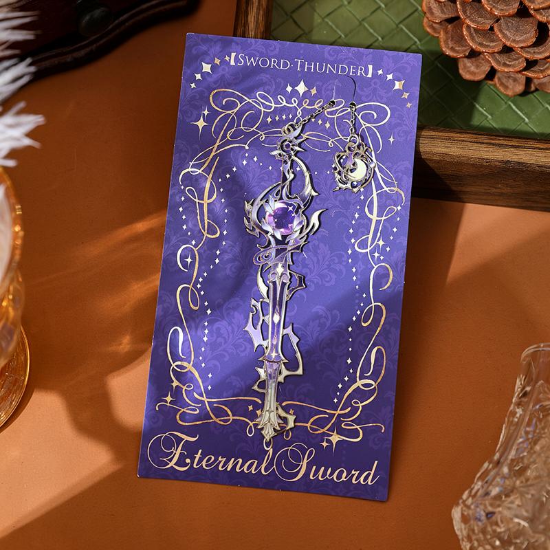Vintage Eternal Sword Metal Bookmarks Exquisite Enamel Sword Book Mark with Chain Creative Bookmarks Book Lovers Gift Readers
Vintage Eternal Sword Metal Bookmarks Exquisite Enamel Sword Book Mark with Chain Creative Bookmarks Book Lovers Gift Readers