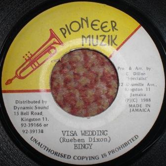 7inch Record REUBEN BINGIE GENERAL DIXON Visa Wedding NONE Pioneer Muzik 1988 Jamaica Reggae Ska Dub Used
7inch Record REUBEN BINGIE GENERAL DIXON Visa Wedding NONE Pioneer Muzik 1988 Jamaica Reggae Ska Dub Used