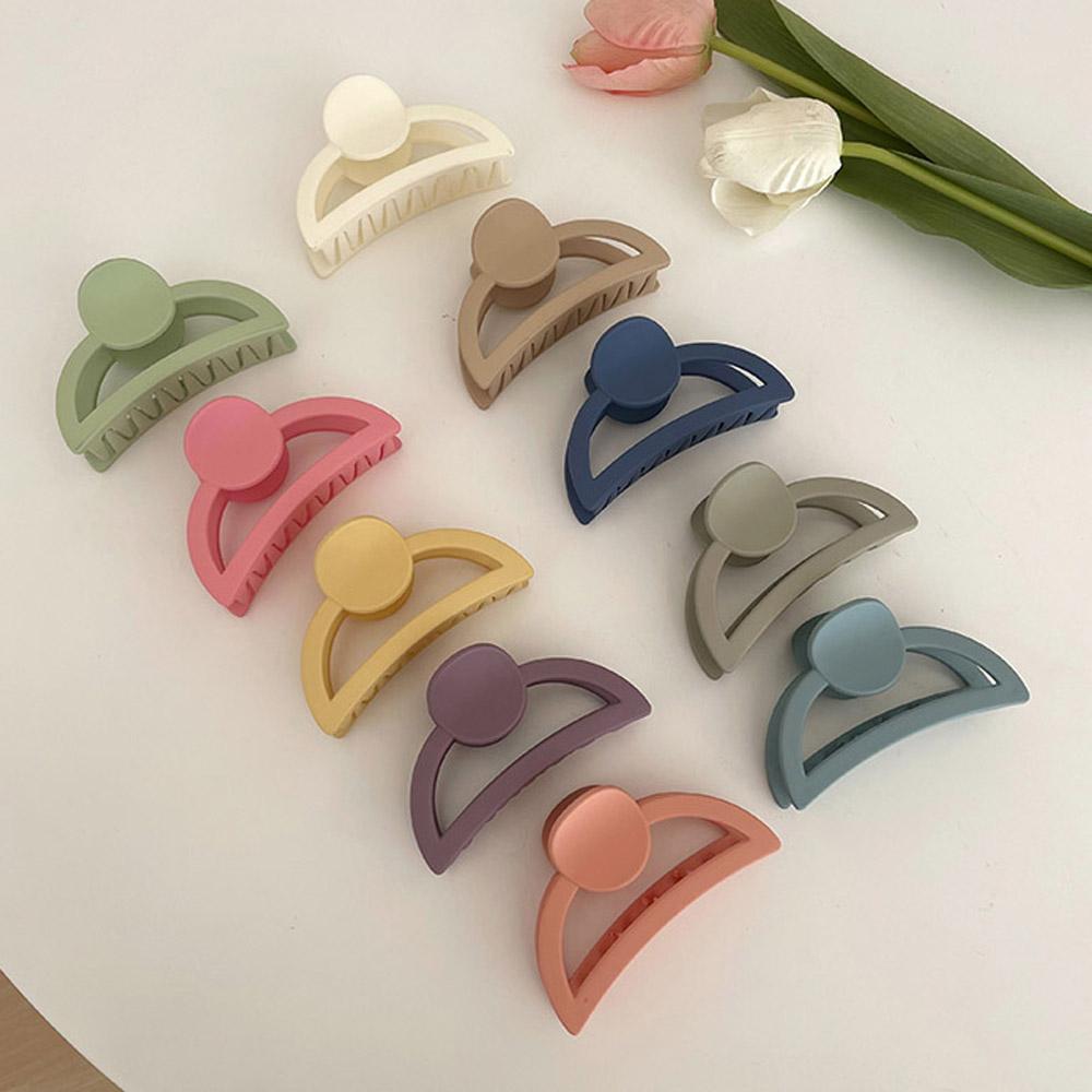 Simple Bathing Fashion Women Geometric Frosted Crab Clips Hair Claws Hair Clamps Hair Accessories
Simple Bathing Fashion Women Geometric Frosted Crab Clips Hair Claws Hair Clamps Hair Accessories