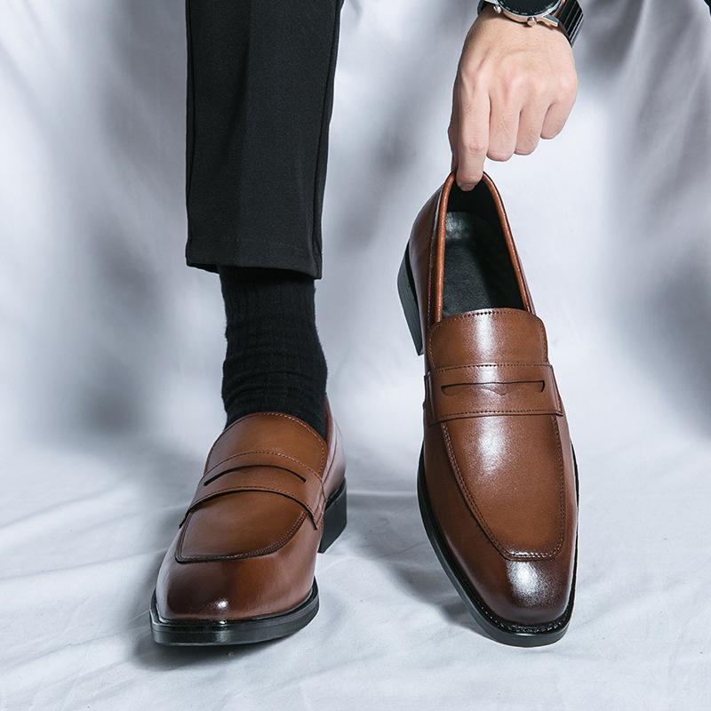 Large size business loafers men s fashion casual foot leather shoes Korean version formal small leather shoes 38
Large size business loafers men s fashion casual foot leather shoes Korean version formal small leather shoes 38