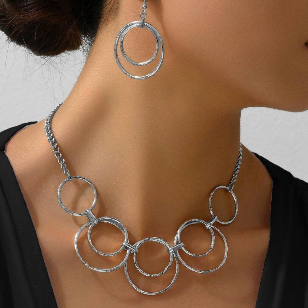 Earring Geometric Circle Clavicle Chain Big and Small Circle Round Chain Necklace Women золотий
Earring Geometric Circle Clavicle Chain Big and Small Circle Round Chain Necklace Women золотий