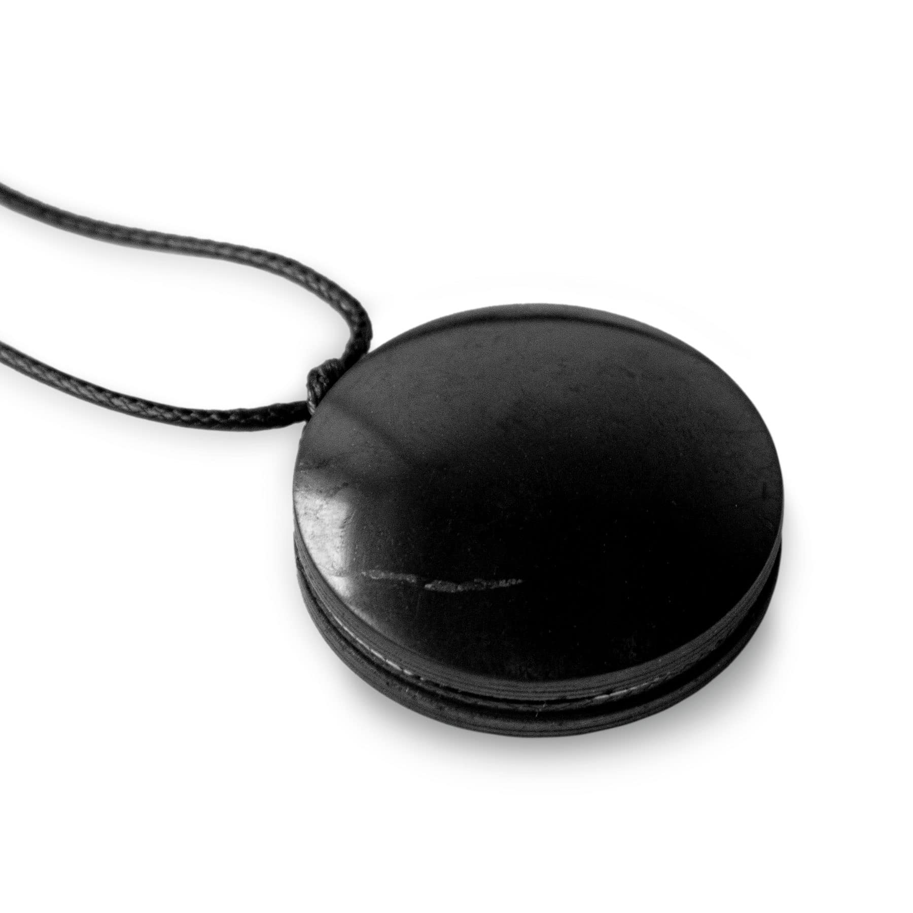 Karelian Heritage Shungite Pendant for Personal EMF Protection and Vibration Russian Healing. Stone, Crystal.
Karelian Heritage Shungite Pendant for Personal EMF Protection and Vibration Russian Healing. Stone, Crystal.