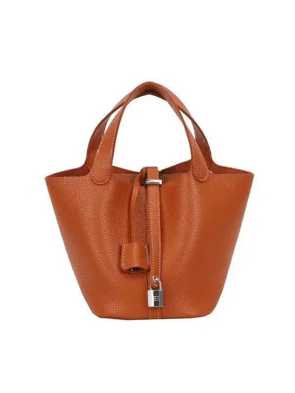 Женская сумка-корзина из коровьей кожи, сумка-ведро из натуральной кожи, большая вместимость, с узором, с ручкой сверху
Женская сумка-корзина из коровьей кожи, сумка-ведро из натуральной кожи, большая вместимость, с узором, с ручкой сверху