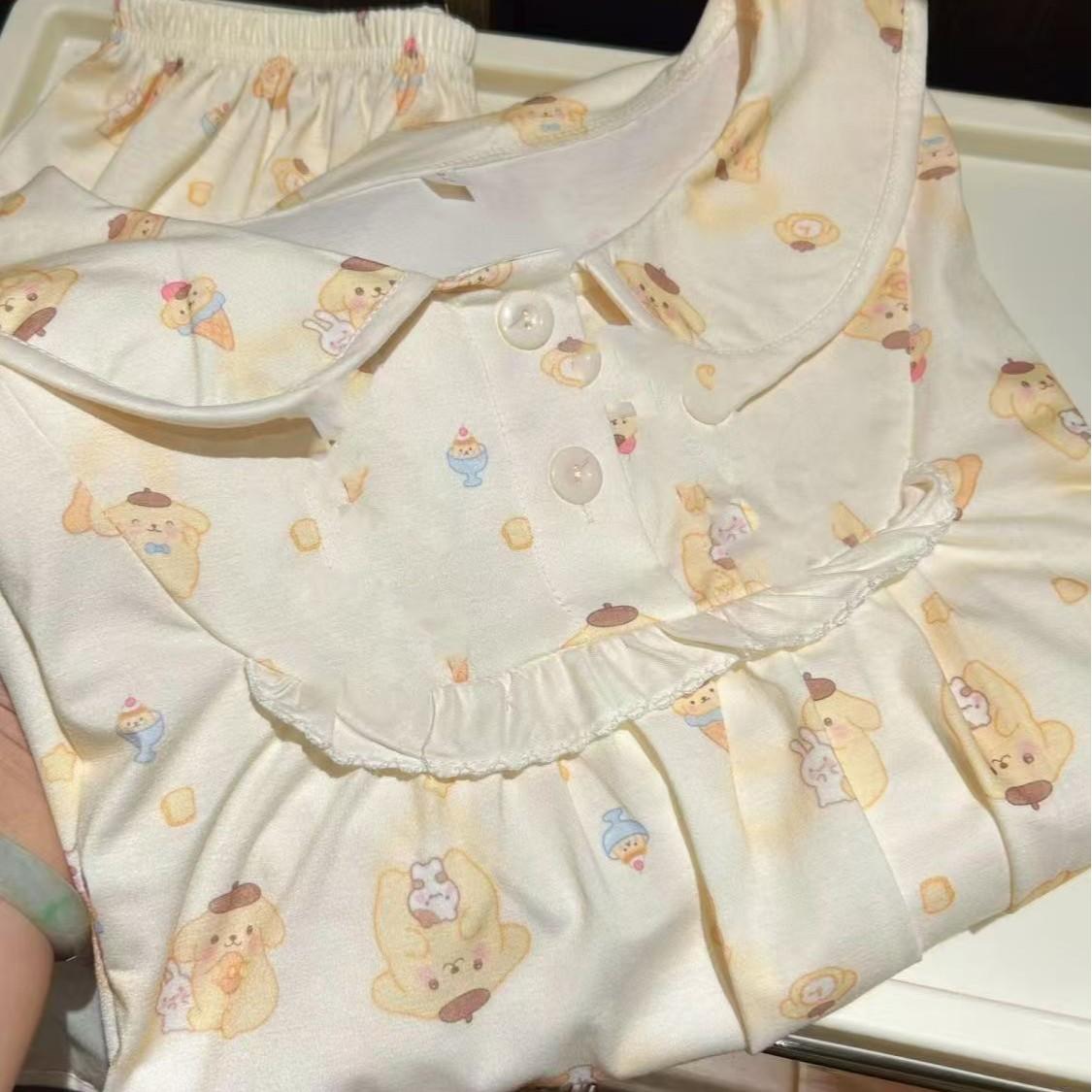 Japanese sweet full print pudding dog pajamas women s summer short-sleeved shorts doll collar set can be worn outside loungewear S
Japanese sweet full print pudding dog pajamas women s summer short-sleeved shorts doll collar set can be worn outside loungewear S