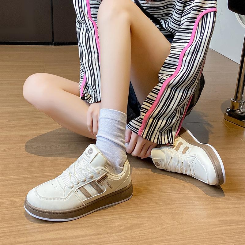 Little white shoes women s spring new female student leisure sports versatile board shoes 40 бежевий
Little white shoes women s spring new female student leisure sports versatile board shoes 40 бежевий