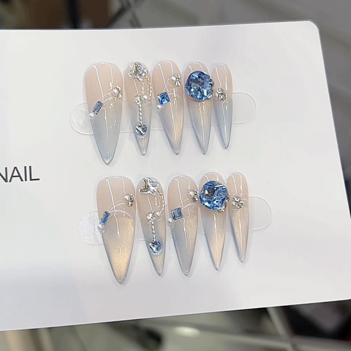 Чисто ручная работа Фототерапия Носимые накладные ногти Кошачий глаз Синий Фэнтези Носимые накладные ногти Готовый продукт Многоразовые накладные ногти Large L
Чисто ручная работа Фототерапия Носимые накладные ногти Кошачий глаз Синий Фэнтези Носимые накладные ногти Готовый продукт Многоразовые накладные ногти Large L