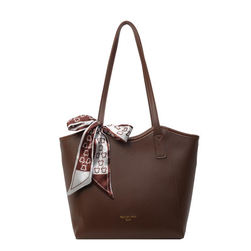 Fashion silk scarf underarm bag women s new large-capacity retro tote bag simple texture commuter bag коричневый
Fashion silk scarf underarm bag women s new large-capacity retro tote bag simple texture commuter bag коричневый