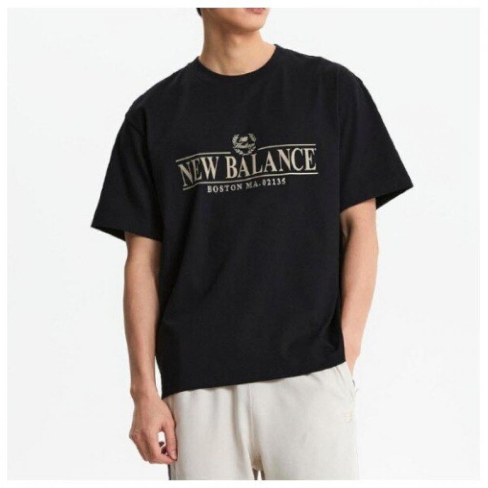 New Balance Футболка Nqj Nbnef21473 19 Uni Heritage Graphic с коротким рукавом Семи Black series/95
New Balance Футболка Nqj Nbnef21473 19 Uni Heritage Graphic с коротким рукавом Семи Black series/95